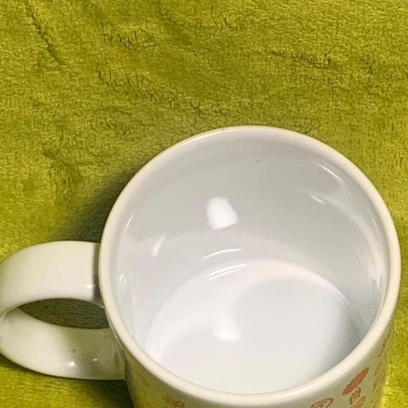 Dunkin Donuts Emoji 2018 ceramic mug NWOT - Picture 5 of 8